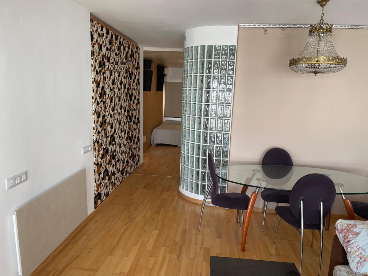 Elobey Appartement *